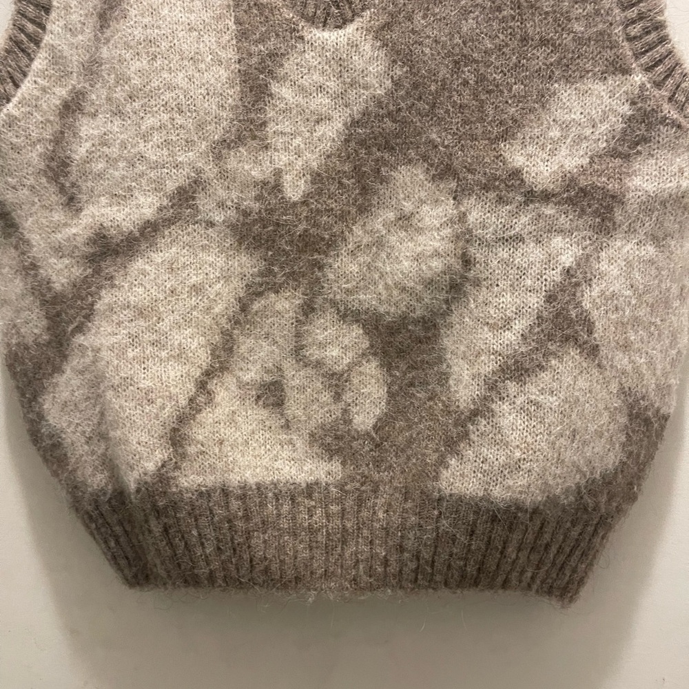 RAMM ACER DIN Icelandic Wool Sweater Vest - Picture 4 of 5